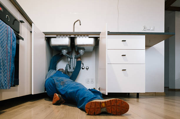 Professional Plumbing technician working in Lake Worth, TX